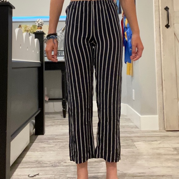 brandy pants💙🤍 - Picture 2 of 4